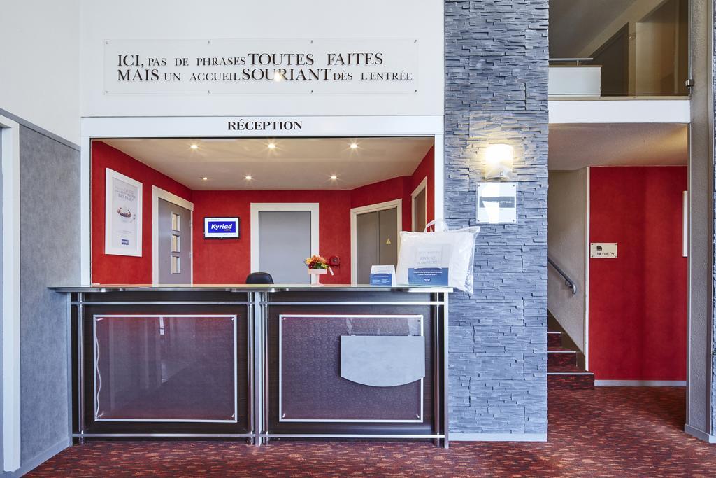 Kyriad Hotel La Fleche Exterior photo