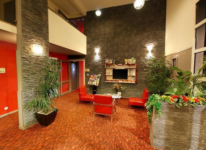 Kyriad Hotel La Fleche Interior photo