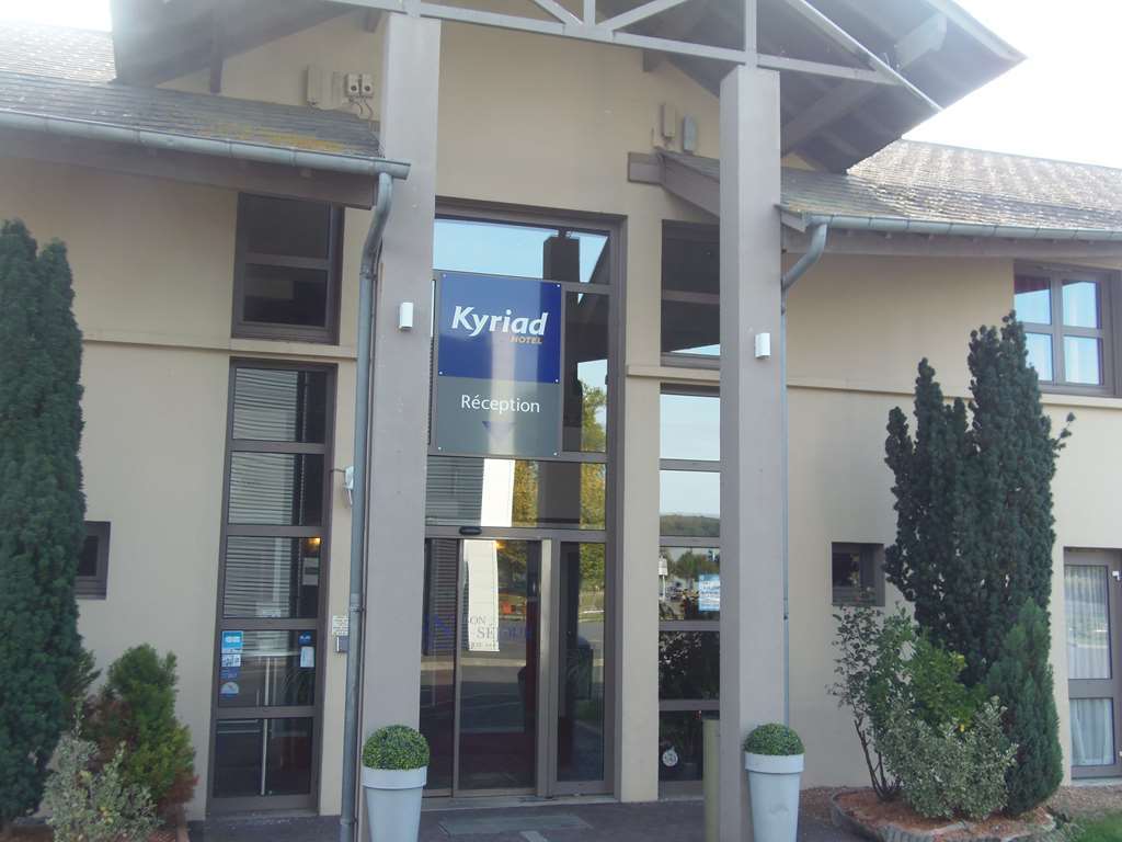 Kyriad Hotel La Fleche Exterior photo
